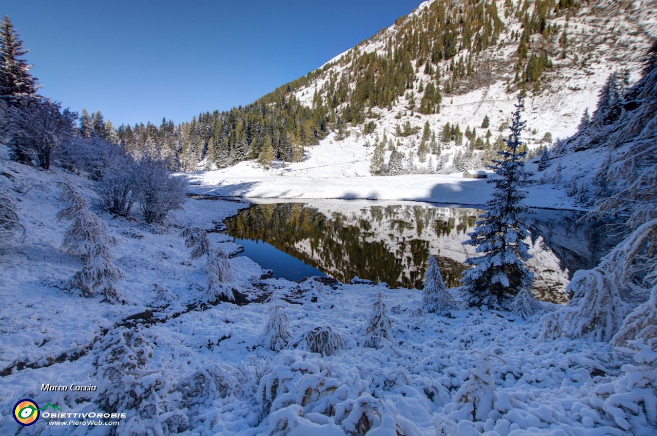 La prima neve autunnale al Calvi-55.JPG